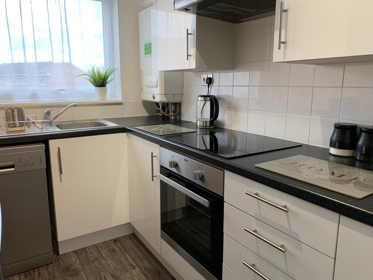 Modern Cosy Warm Home With Free Parking تْشيلمِسفورد المظهر الخارجي الصورة